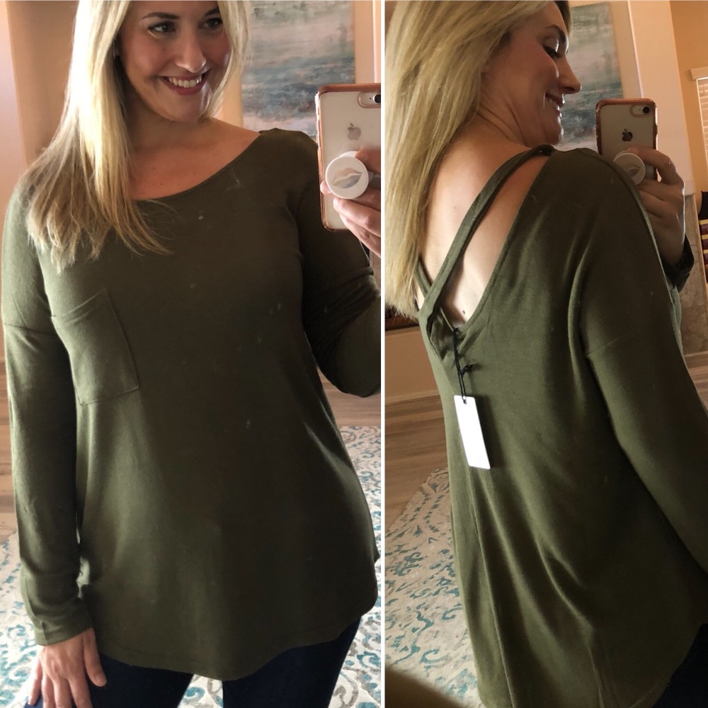 ❗️Last 1! SMALL charcoal fun back top - Picture 2 of 3